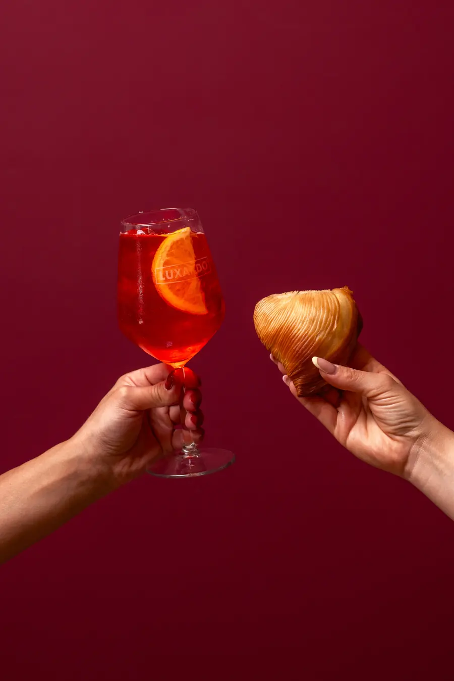 Un brindisi con sfogliatella e spritz
