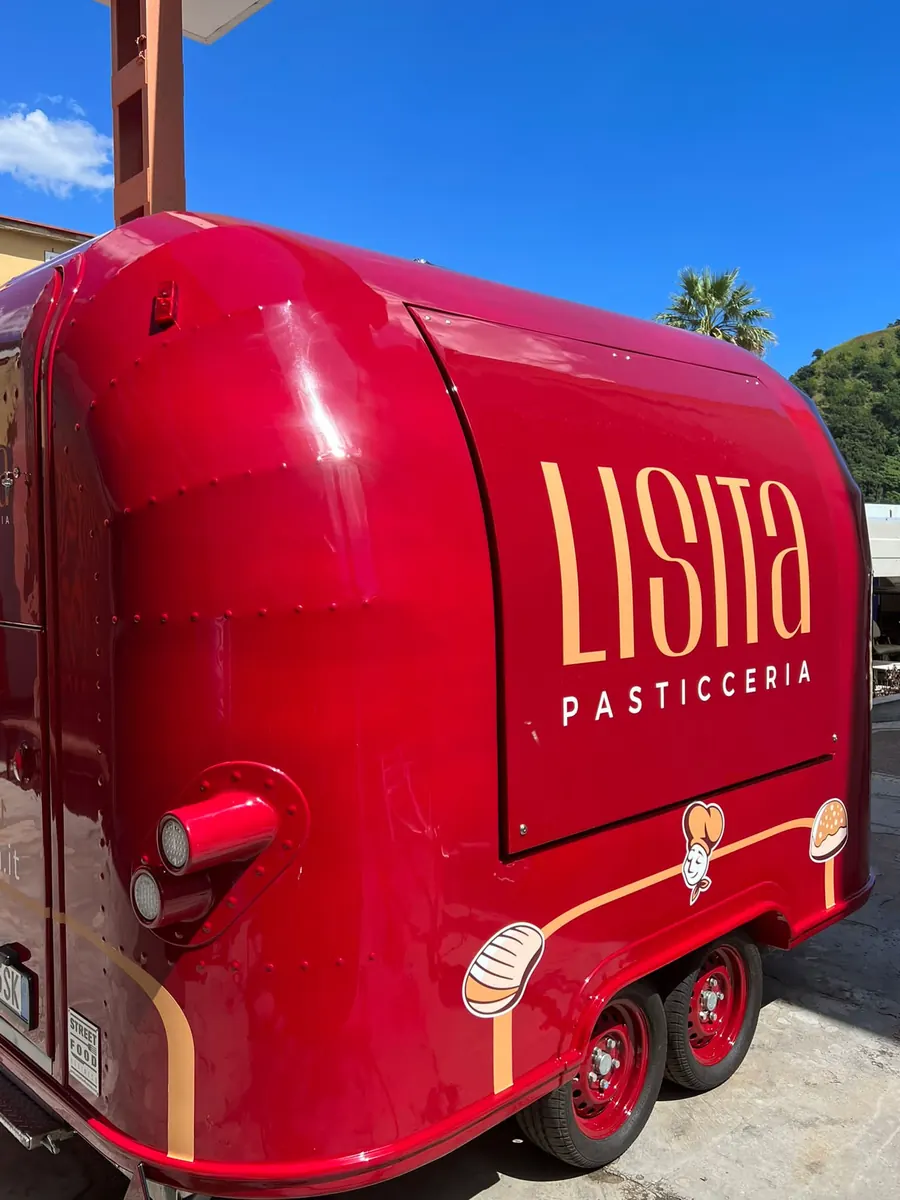 Il retro del truck Lisita
